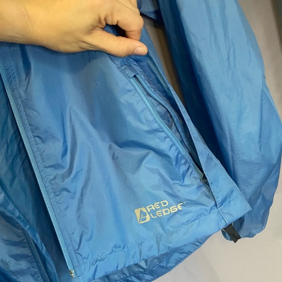 Red Ledge packable Rain Jacket, L - Picture 4 of 11